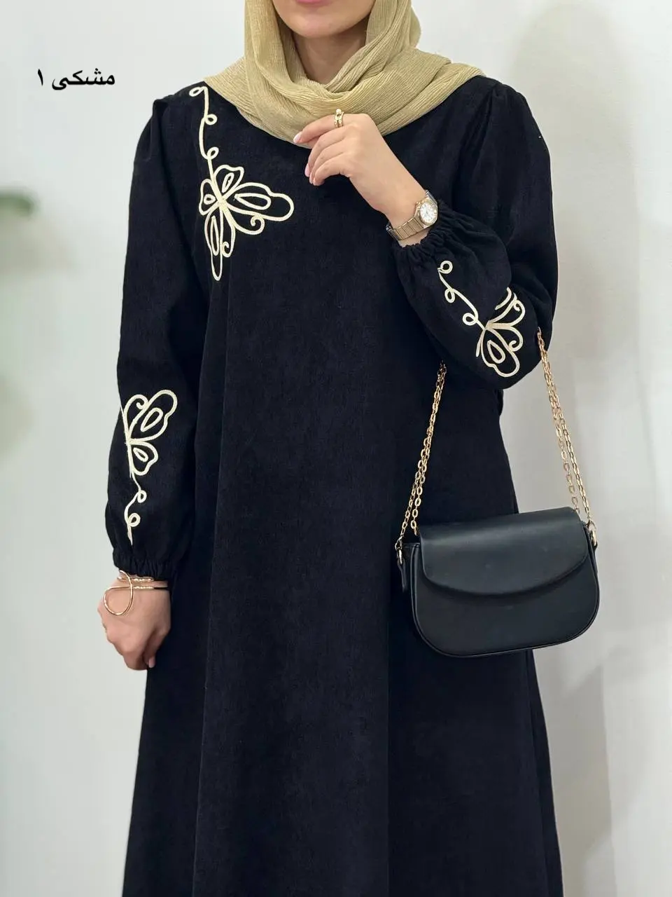 پیراهن مانتویی گلدوزی یامین